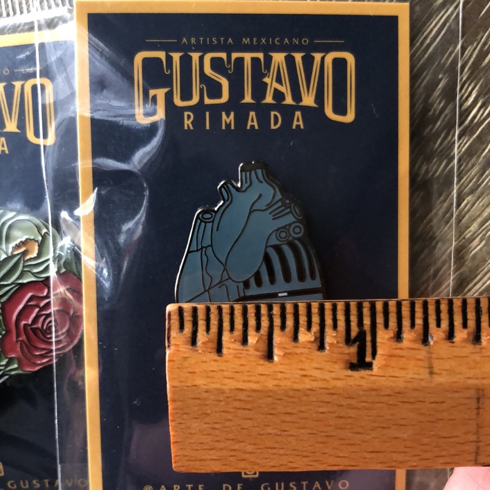 Limited Edition Enamel Artist Pins bundle of 2 - Picture 15 of 17